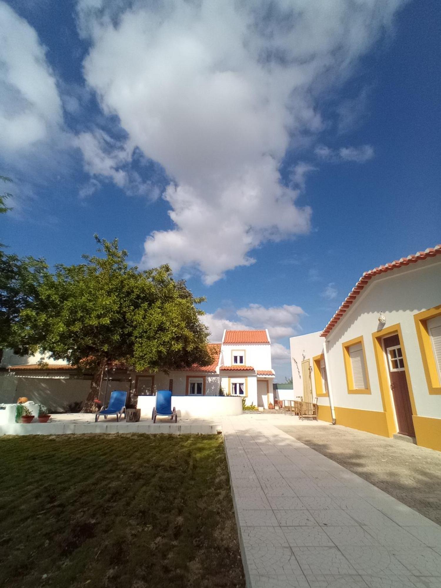 O Mundo Da Lua Villa Azeitao Luaran gambar