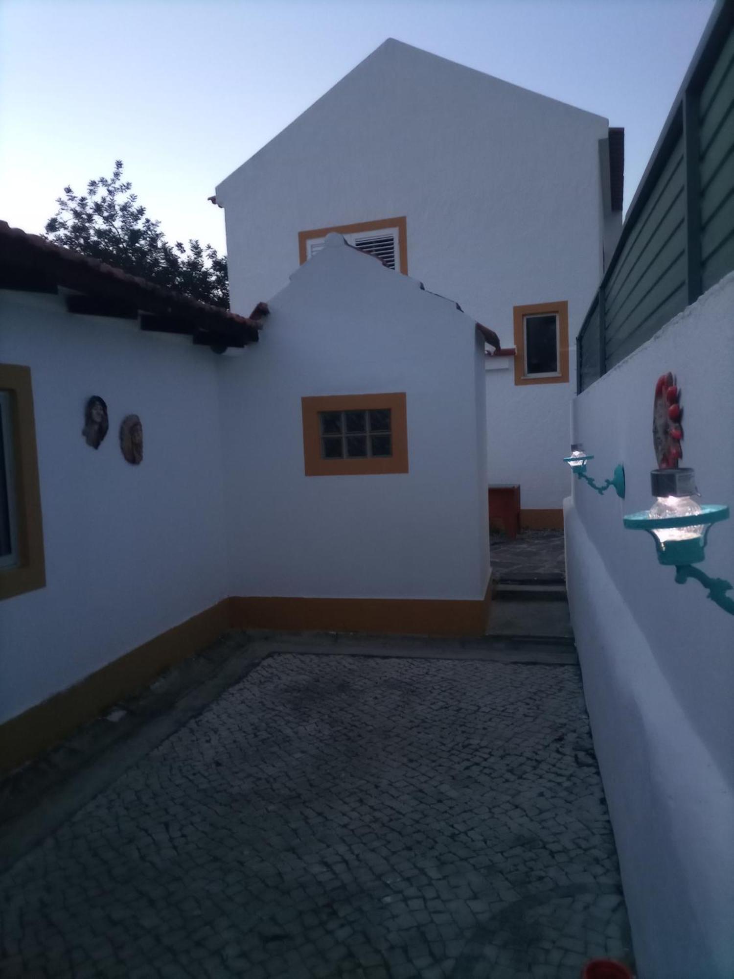 O Mundo Da Lua Villa Azeitao Luaran gambar
